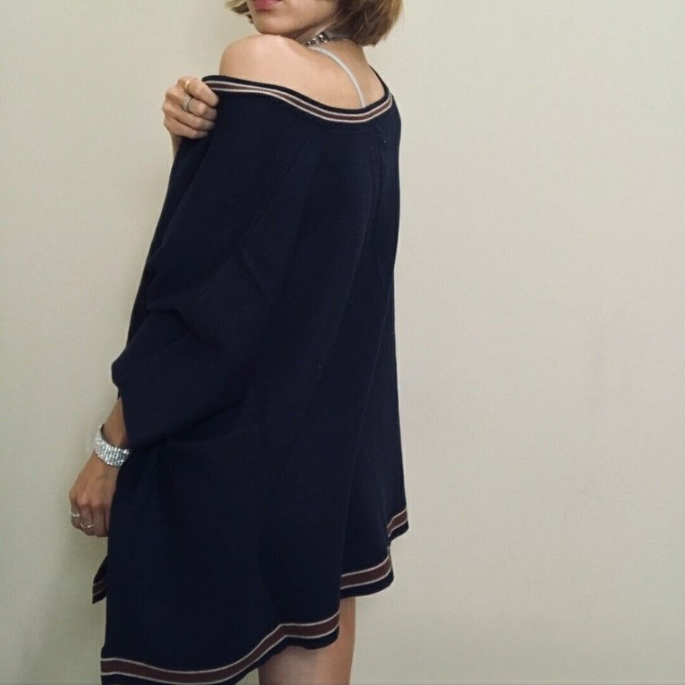 NWT House of Harlow 1960 Sweaters Poncho V neck Navy Blue One Size